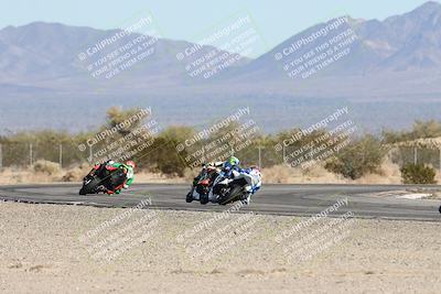 media/Dec-06-2025-CVMA (Sat) [[4a896cc04c]]/Race 4-Formula Middleweight/